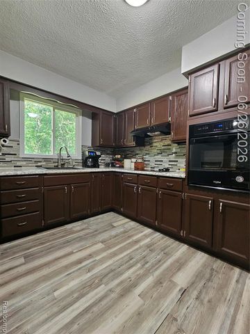 11211 Boyce Road, Chelsea, MI 48118
