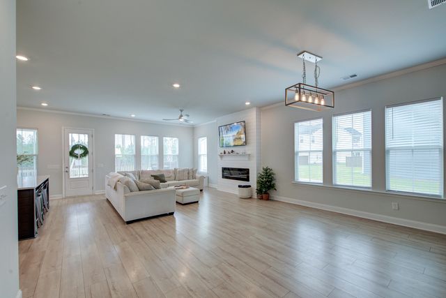149 Greenbelt Court, Summerville, SC 29485