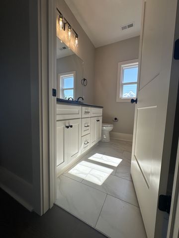123 Ocoeeville Lane, Benton, TN 37307