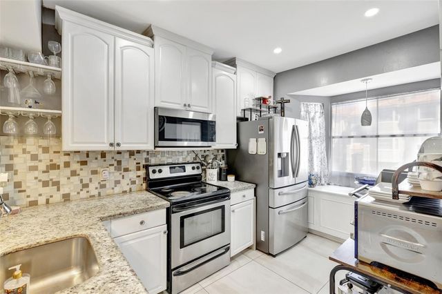 12662 NW 14TH STREET, Sunrise, FL 33323