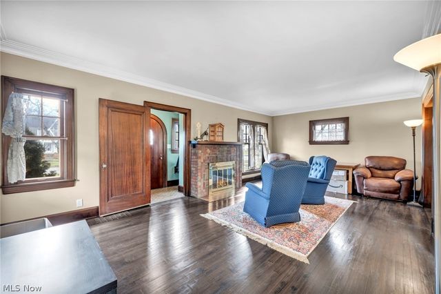 708 Park Avenue, Elyria, OH 44035