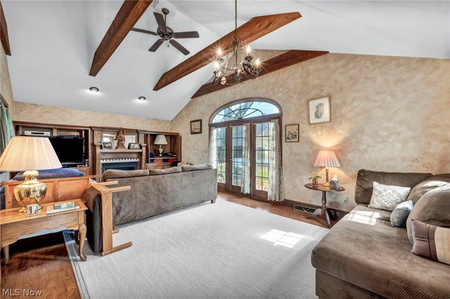 708 Park Avenue, Elyria, OH 44035