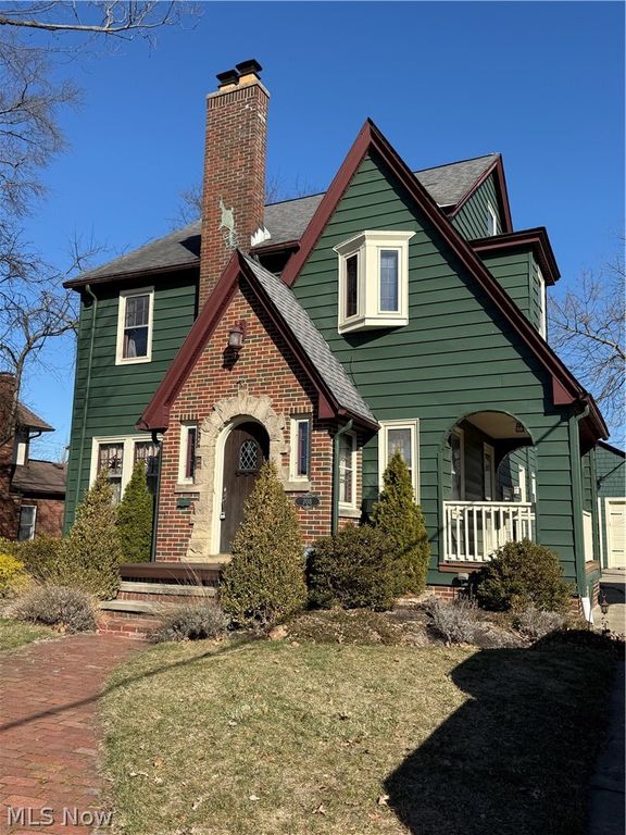 708 Park Avenue, Elyria, OH 44035