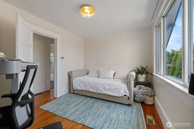 3516 N Proctor Street, Tacoma, WA 98407