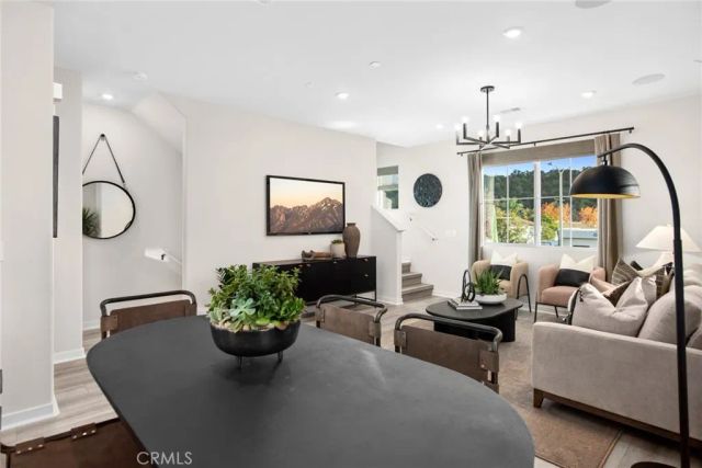 548 Gregory Way, Glendora, CA 91740