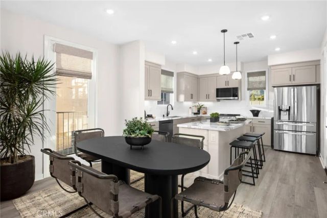 548 Gregory Way, Glendora, CA 91740