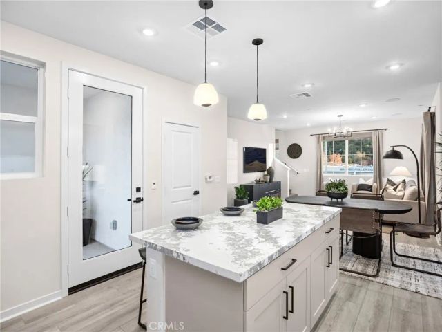 548 Gregory Way, Glendora, CA 91740
