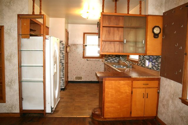 1175 Ravina Avenue, Benton Harbor, MI 49022