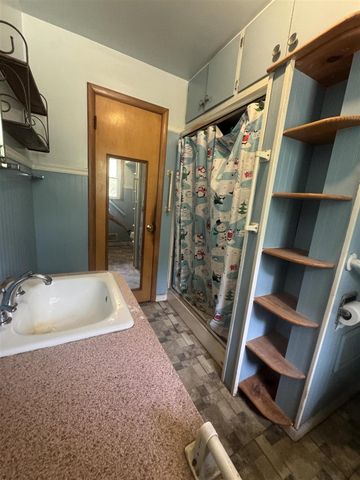 1175 Ravina Avenue, Benton Harbor, MI 49022