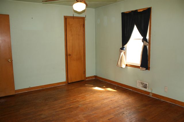 1175 Ravina Avenue, Benton Harbor, MI 49022