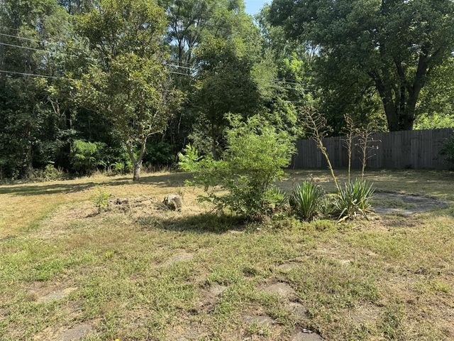 1175 Ravina Avenue, Benton Harbor, MI 49022