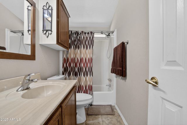 26402 S VALENCIA Avenue, Queen Creek, AZ 85142