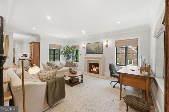 5602 YORK LN, Bethesda, MD 20814