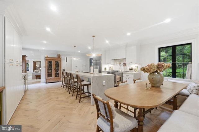 5602 YORK LN, Bethesda, MD 20814