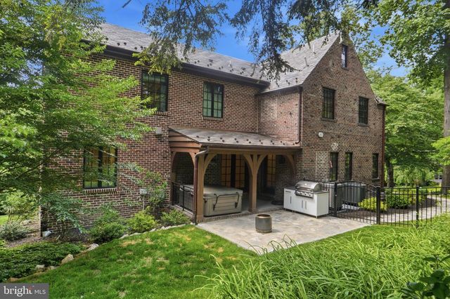 5602 YORK LN, Bethesda, MD 20814