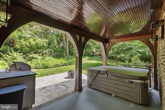 5602 YORK LN, Bethesda, MD 20814