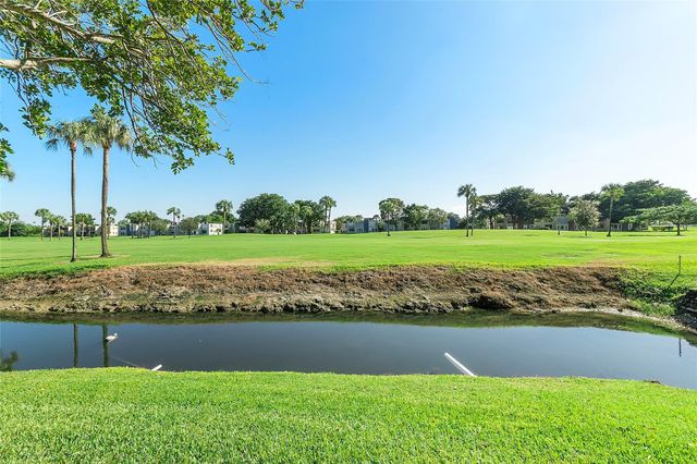 7620 NW 18th Street 308, Margate, FL 33063
