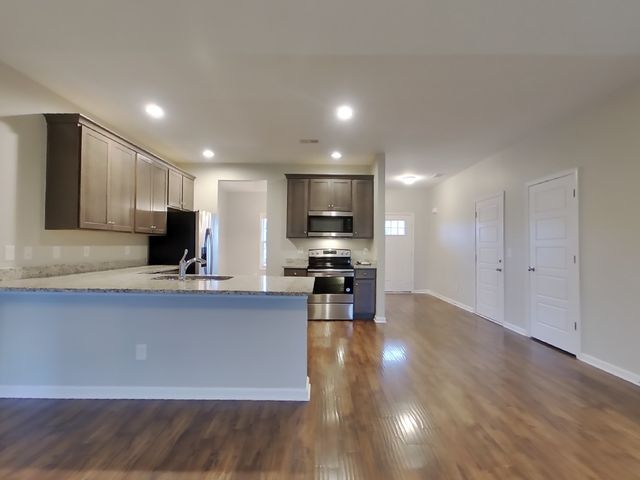 824 Ellyson Dr, Spring Hill, TN 37174