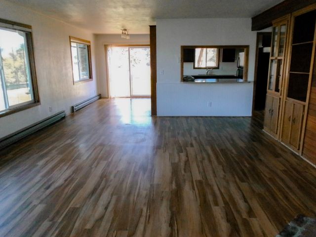 1104 Rio Nes Lane, Roseburg, OR 97470