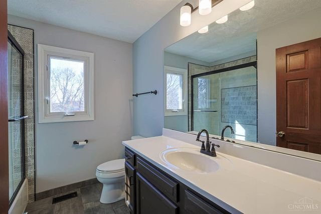 7830 Plantation Drive, West Chester, OH 45069