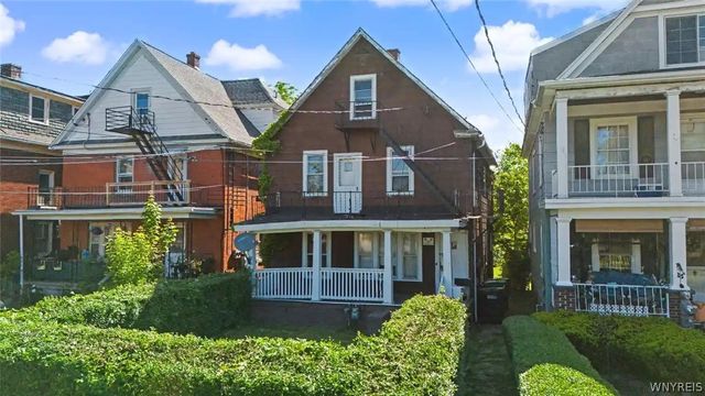 517 Tronolone Place, Niagara Falls, NY 14301