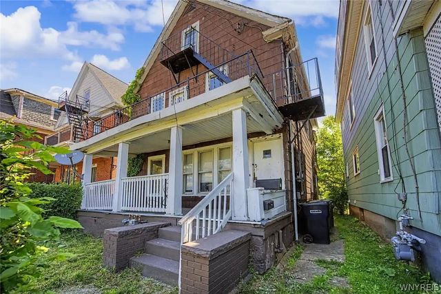 517 Tronolone Place, Niagara Falls, NY 14301