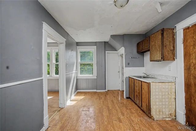 517 Tronolone Place, Niagara Falls, NY 14301