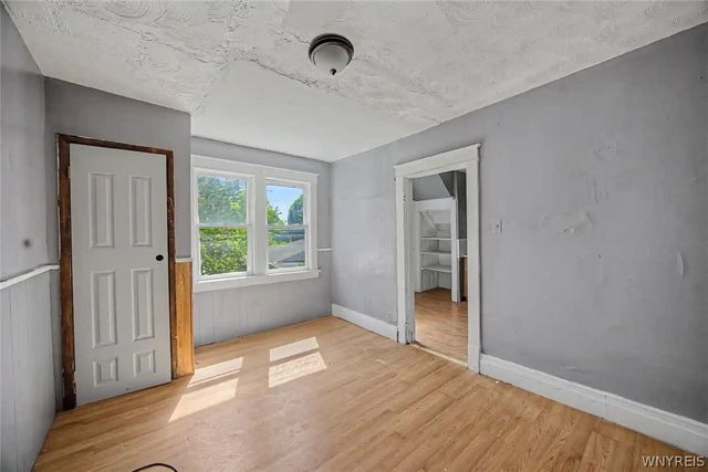 517 Tronolone Place, Niagara Falls, NY 14301