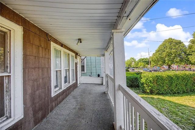 517 Tronolone Place, Niagara Falls, NY 14301