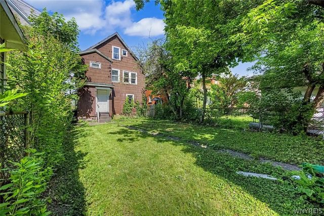 517 Tronolone Place, Niagara Falls, NY 14301