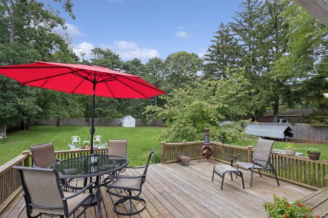 43 Columbus Avenue, Brentwood, NY 11717