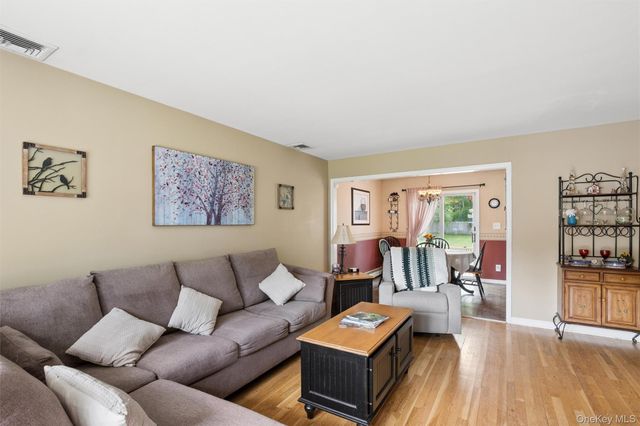 43 Columbus Avenue, Brentwood, NY 11717