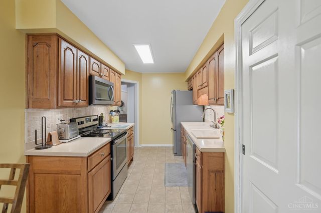 40 Nicholson Court, Washington Twp, OH 45459