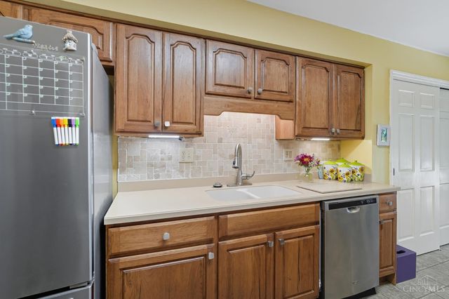 40 Nicholson Court, Washington Twp, OH 45459