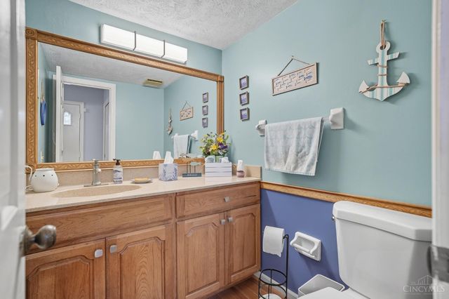 40 Nicholson Court, Washington Twp, OH 45459