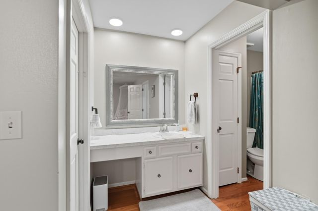 40 Nicholson Court, Washington Twp, OH 45459