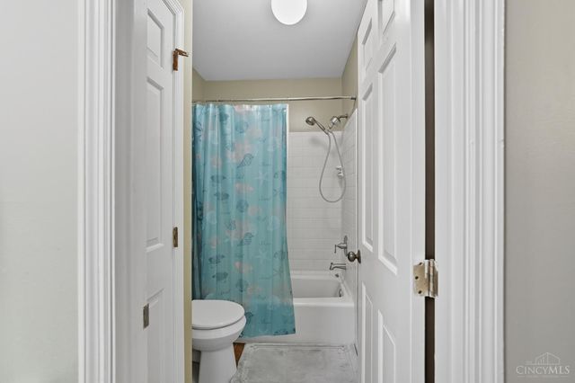 40 Nicholson Court, Washington Twp, OH 45459