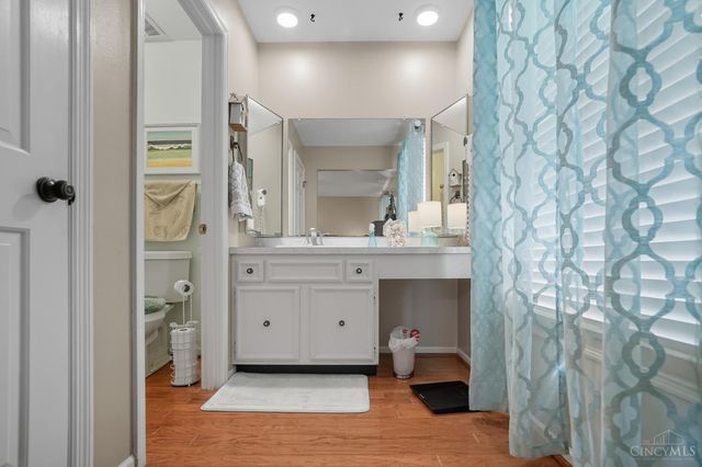 40 Nicholson Court, Washington Twp, OH 45459