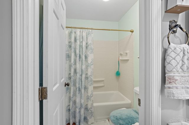 40 Nicholson Court, Washington Twp, OH 45459