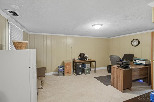 40 Nicholson Court, Washington Twp, OH 45459