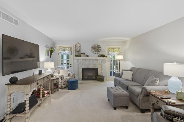 40 Nicholson Court, Washington Twp, OH 45459