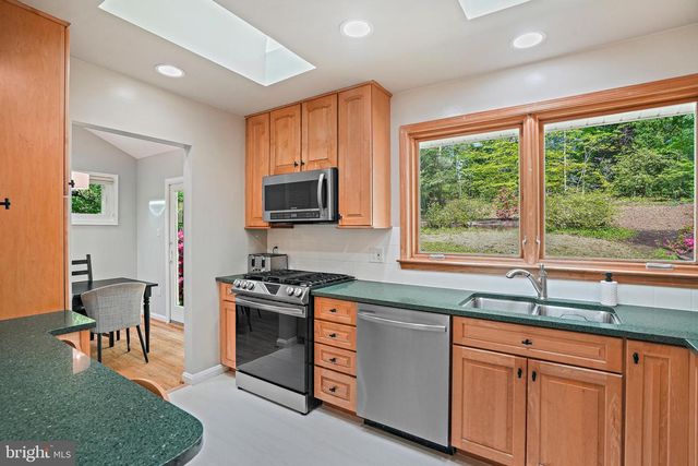 6301 CRATHIE LN, Bethesda, MD 20816