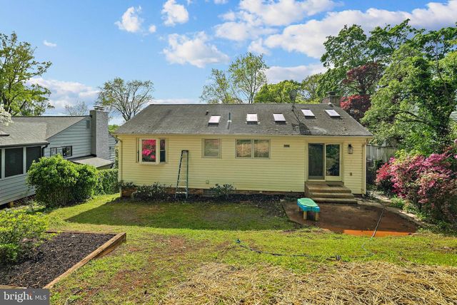 6301 CRATHIE LN, Bethesda, MD 20816