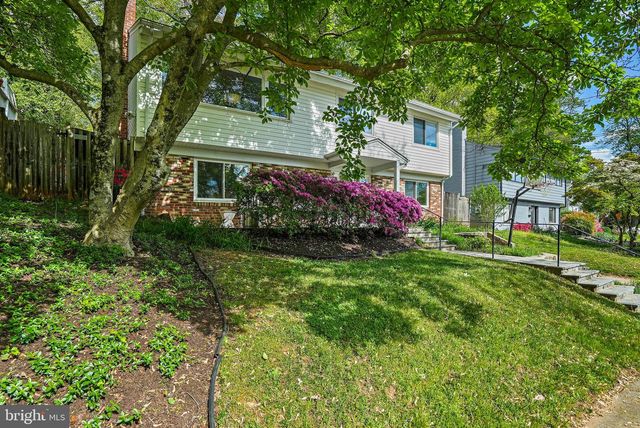 6301 CRATHIE LN, Bethesda, MD 20816