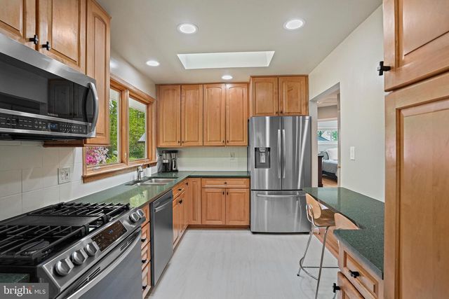 6301 CRATHIE LN, Bethesda, MD 20816