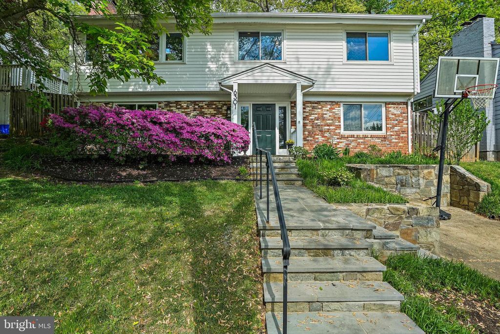 6301 CRATHIE LN, Bethesda, MD 20816