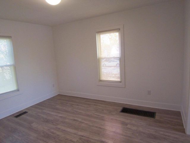 873 E Memorial Dr. Drive, Janesville, WI 53545