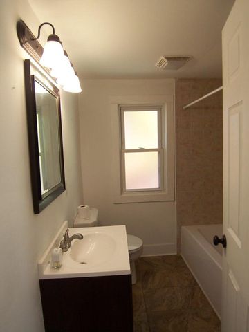 873 E Memorial Dr. Drive, Janesville, WI 53545