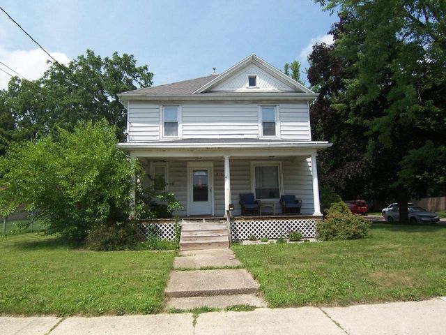 873 E Memorial Dr. Drive, Janesville, WI 53545