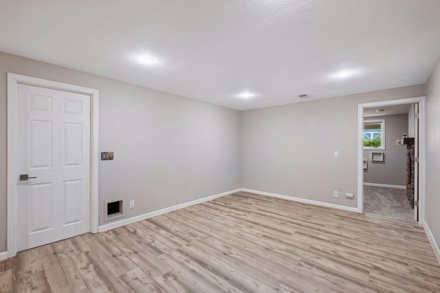 880 Whitney Drive, Apple Valley, MN 55124